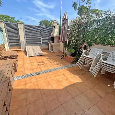 Casa En Vilafortuny Con Barbacoa Piscina Comunitaria *