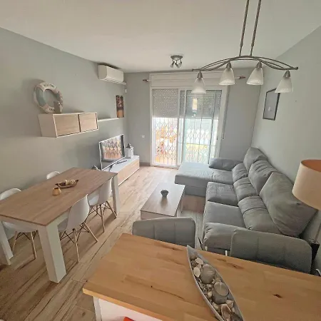 Casa En Vilafortuny Con Barbacoa Piscina Comunitaria *